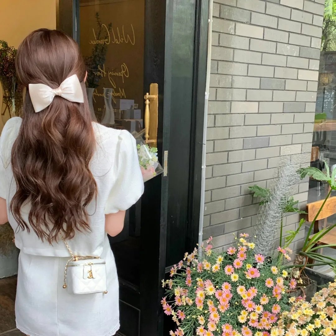 搭车遇狼惊魂记